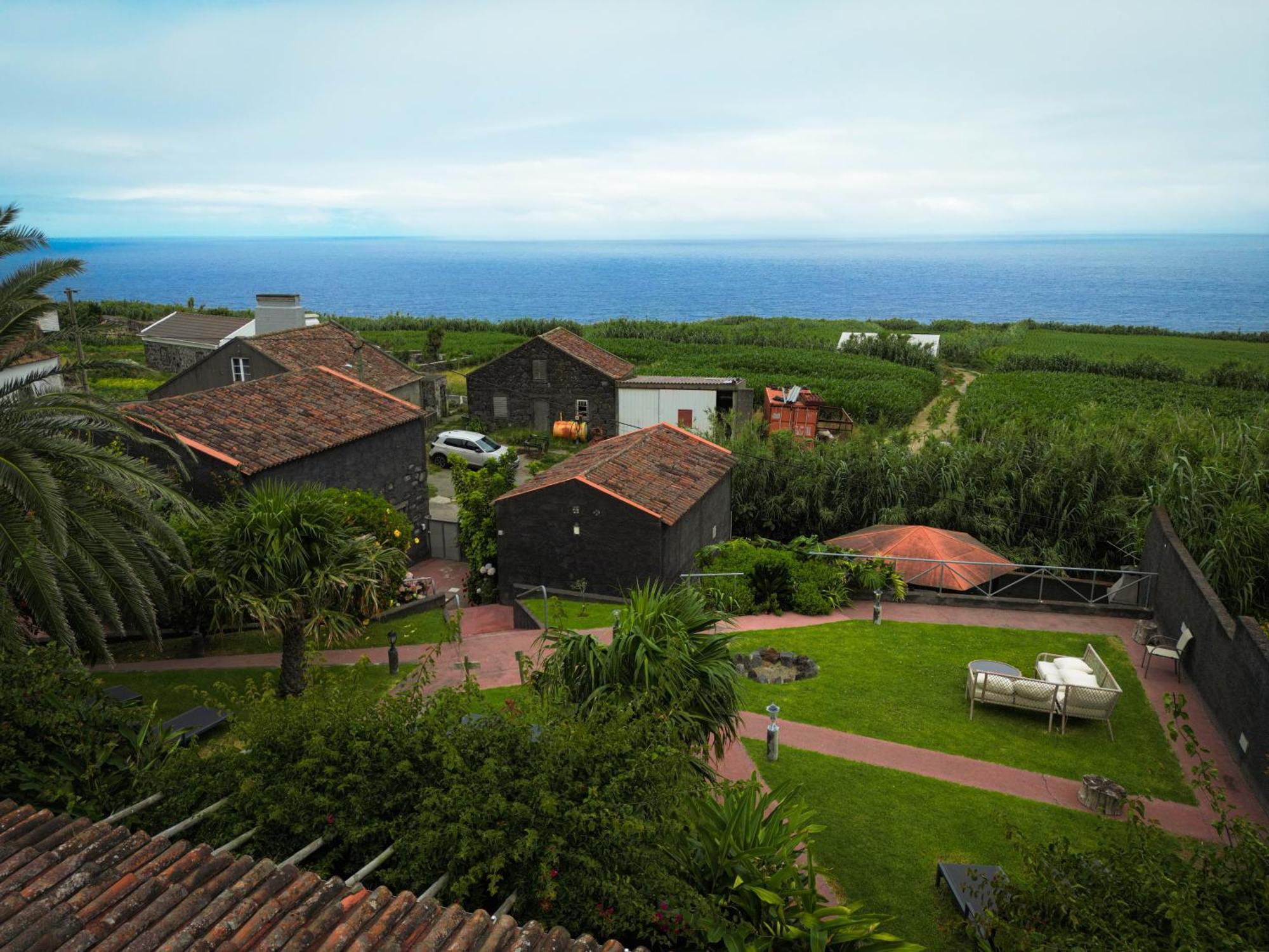 Pilar Vulcao - Rural In The Countryside Of Sao Miguel *